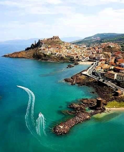 La Casa Di Mannazzotta 1 Bed & Breakfast Castelsardo Exterior photo