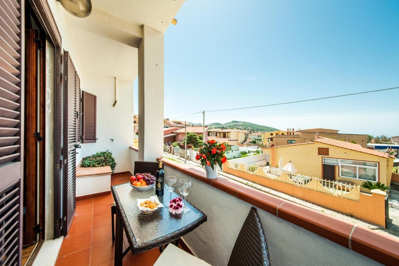 La Casa Di Mannazzotta 1 Bed & Breakfast Castelsardo Exterior photo